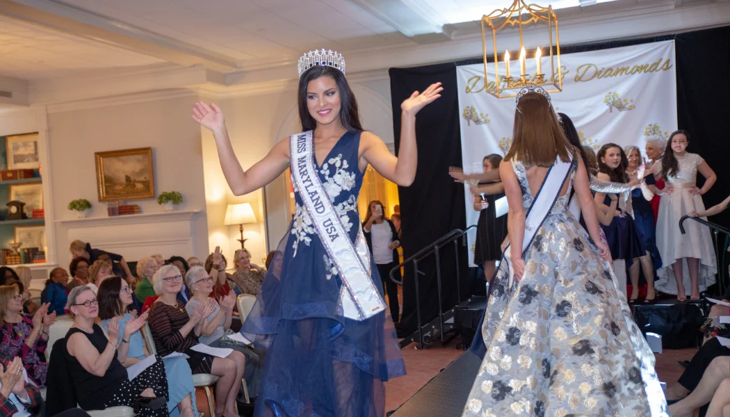 Daffodils and Diamonds Slideshow (6)