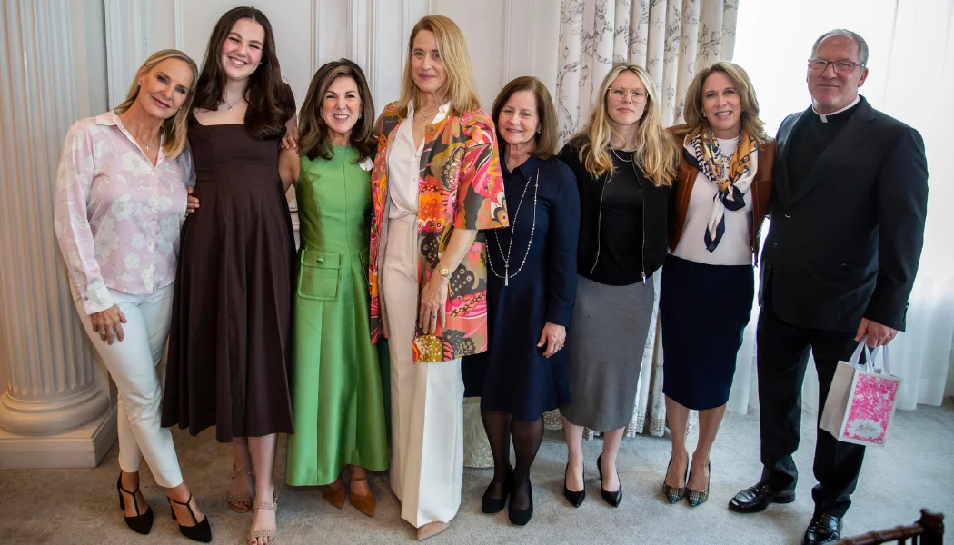 Daffodils and Diamonds Slideshow (9)