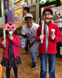 At Free Cone Day (2)